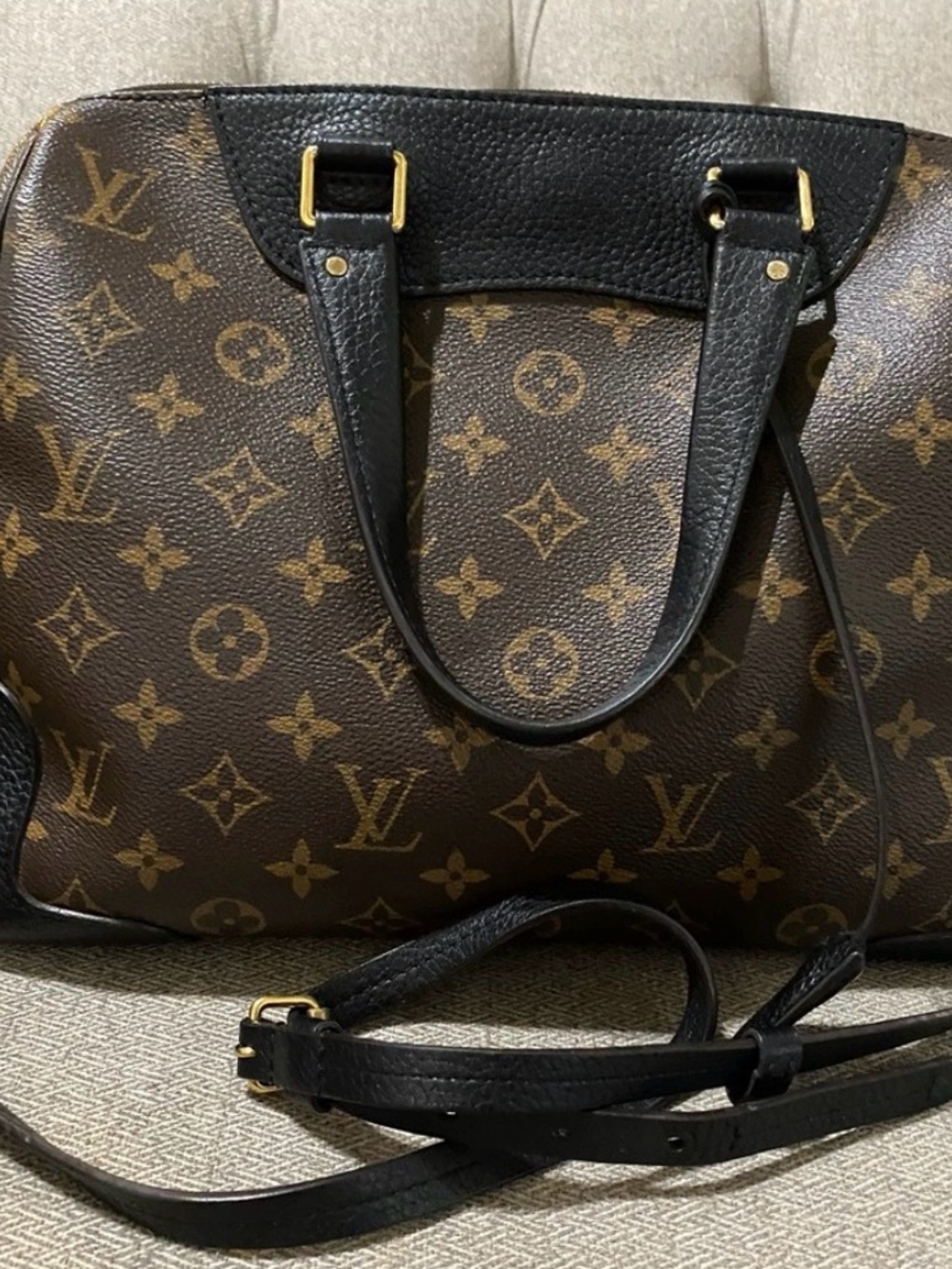 Louis Vuitton monogram retiro Nior black